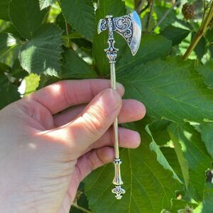 Vintage inspired Viking Ace Hair Accessory Ornate Silver Tone Decorative New
